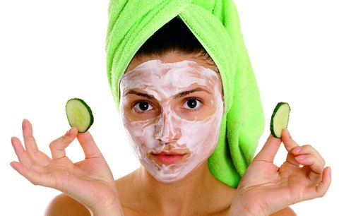 Kosmetika z lednice: Tipy na pleťové a vlasové masky