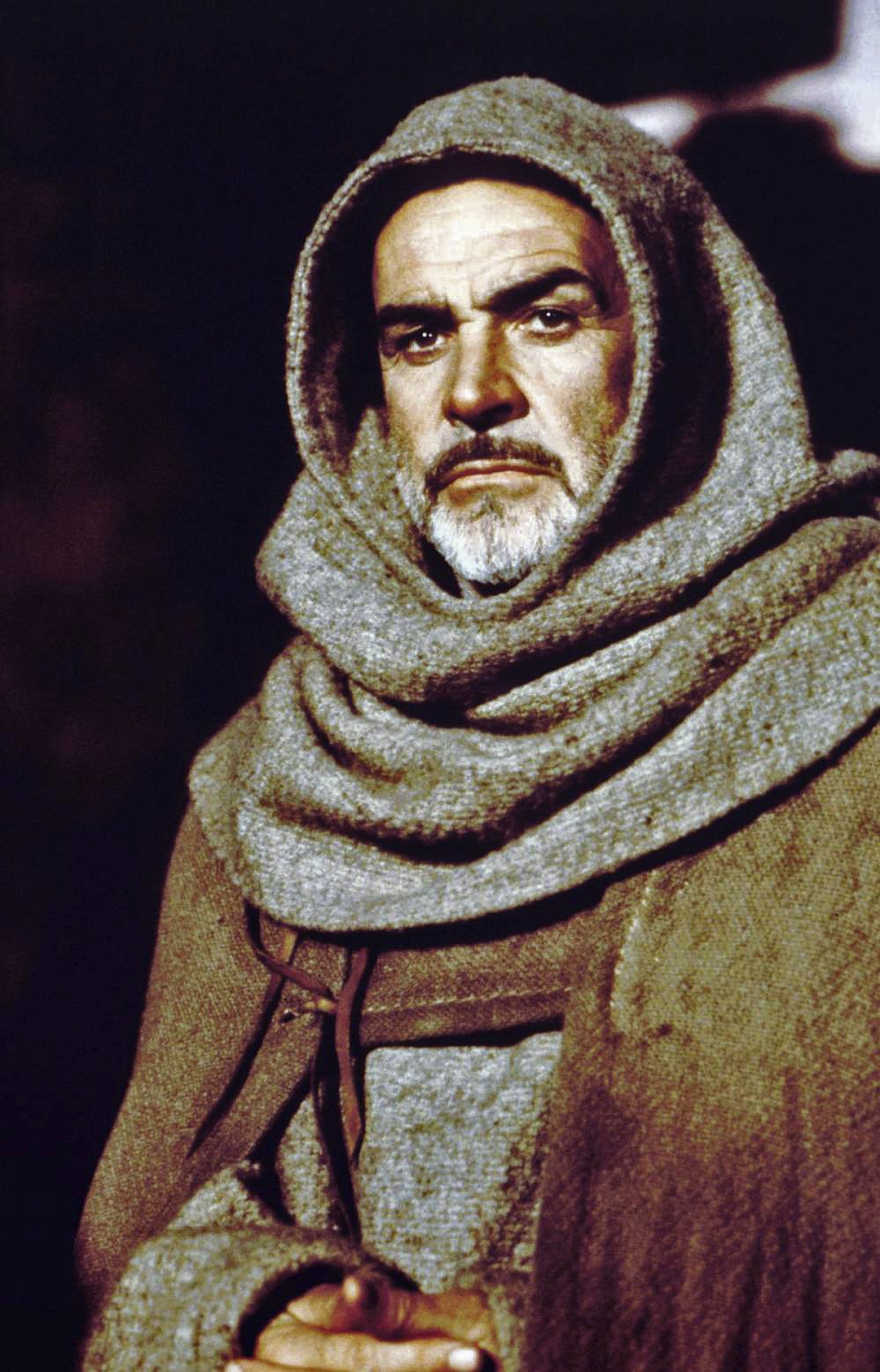 Sean Connery ve Jménu růže (1986).