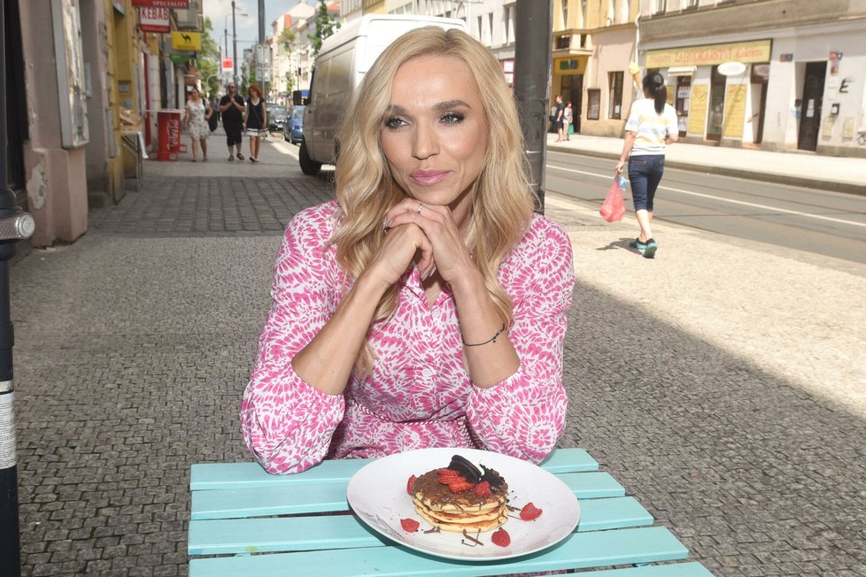 Hanka Mašlíková si teď konečně může dopřát dobroty, před fitness soutěží se musela velmi hlídat.