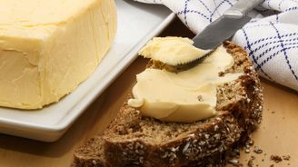 Ostře sledované máslo: Státu v tržním hospodářství nepřísluší regulovat cenu, smiřme se s tím