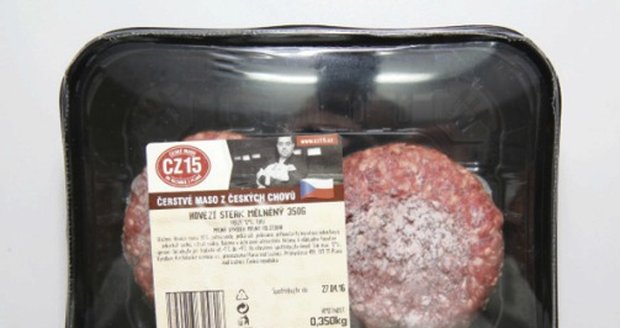 Výrobci se snaží tajit původ masa.