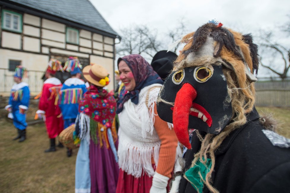 Masopustní veselici v kouřimském skanzenu nepřálo počasí (23. 2. 2020)