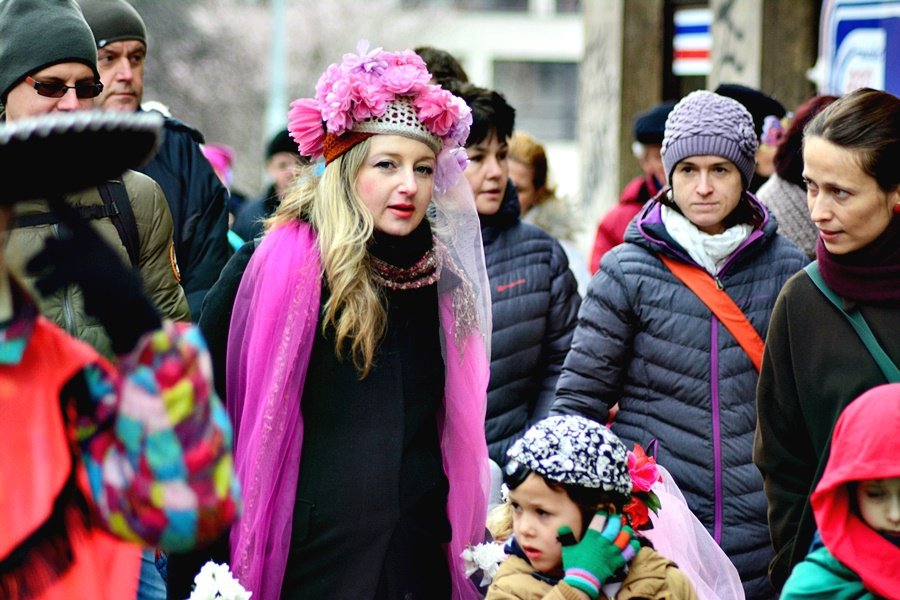 Masopustní průvod oživil ulice Prahy 7