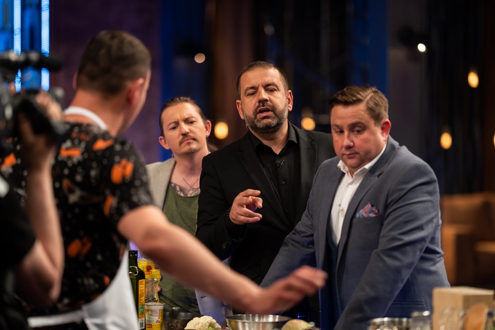 Soutěžící v MasterChefovi museli mezi sebou suroviny „handlovat“.