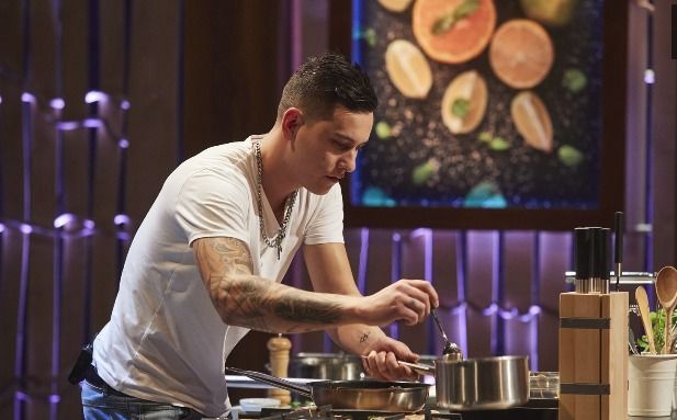 Soutěžící Marek Kühnel v kulinářské show MasterChef Česko