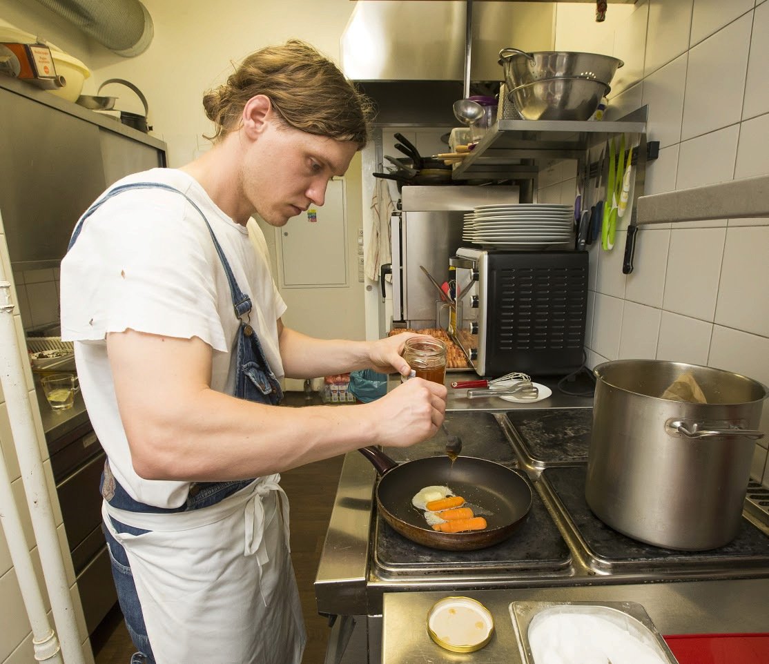 MasterChef Roman Kotlář a křivá zelenina