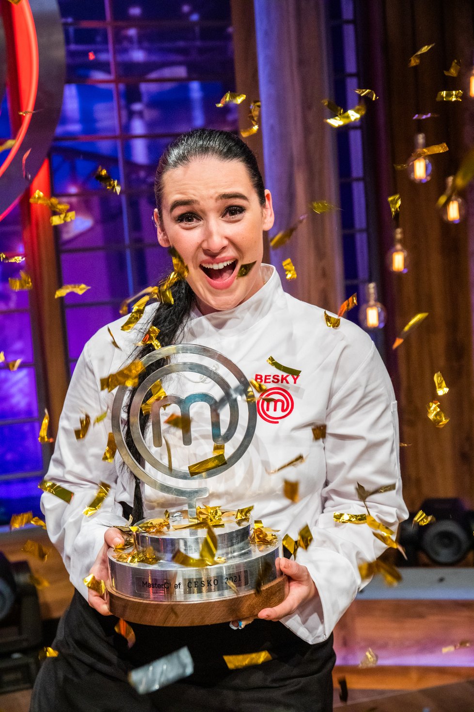 MasterChefa 2021 vyhrála usměvavá Veronika Danišová zvaná Besky.