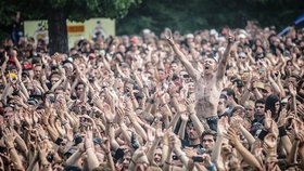 Největší metalový svátek Masters of Rock je tradičně ve Vizovicích.