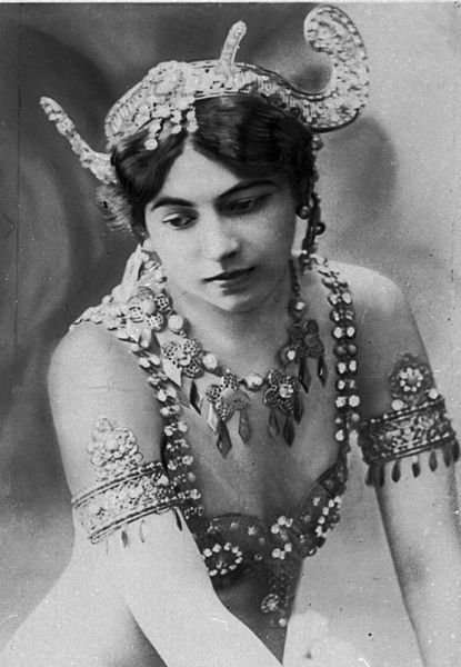 Mata Hari, tanečnice a špionka s tragických osudem.