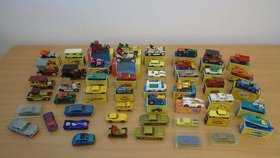 Autíčka Matchbox.