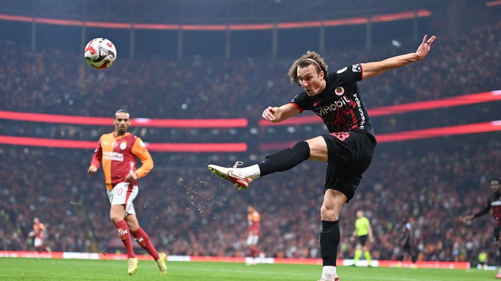 Matěj Hanousek si za Genclerbirligi zahrál i proti slavnému Galatasaray Istanbul