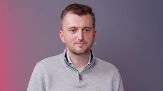 Nejedlý infiltroval českou manosféru: Stal jsem se „malou alfičkou“, „alfa bůh“ mě chtěl stáhnout o 100 tisíc Nejedlý infiltroval českou manosféru: Stal jsem se „malou alfičkou“, „alfa bůh“ mě chtěl stáhnout o 100 tisíc