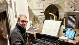 2. adventní neděle: Matěj Ondřej Havel (TOP 09) u varhan (7.12.2025)