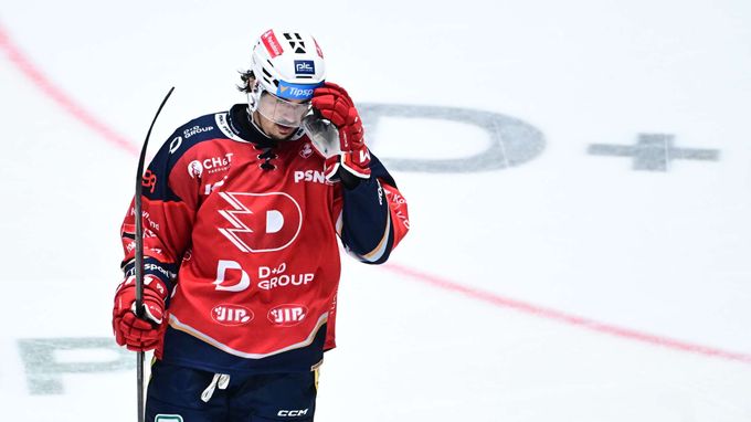ONLINE: Pardubice - Hradec 2:2. Mountfield dvakrát zachránilo video. Litvínov zdolal Kometu ONLINE: Pardubice - Hradec 2:2. Mountfield dvakrát zachránilo video. Litvínov zdolal Kometu