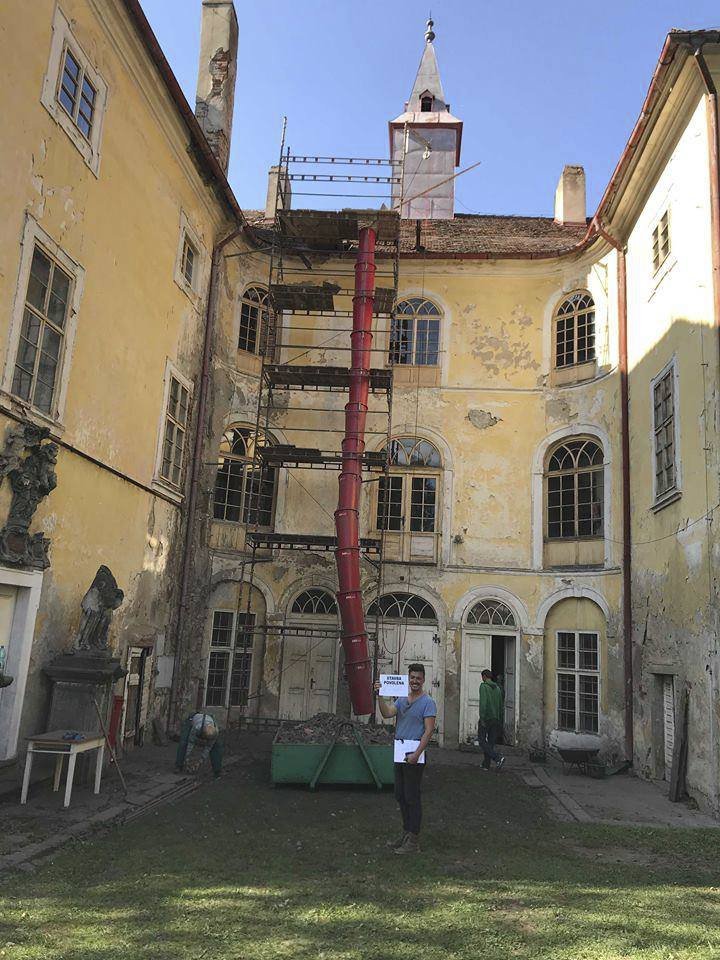 „Stavba povolena!“ chlubí se Matěj Stropnický