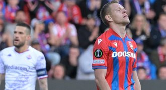 ONLINE: Fiorentina - Plzeň. Na hrotu Vydra i Chorý, hraje Hejda. Barák sedí