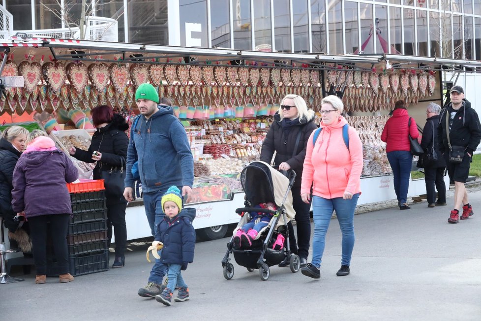 Brány matějské pouti se otevřely 22. února 2020.