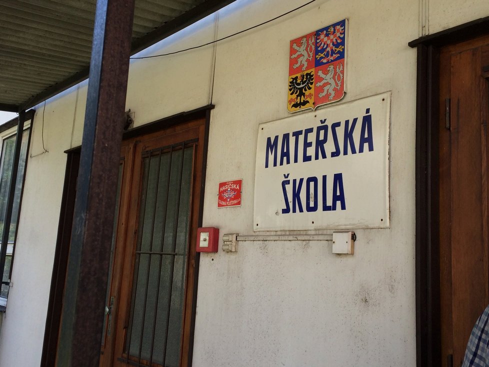Opuštěná školka v Holešovicích se znovu zprovozní: 10 let zůstal objekt opuštěný.