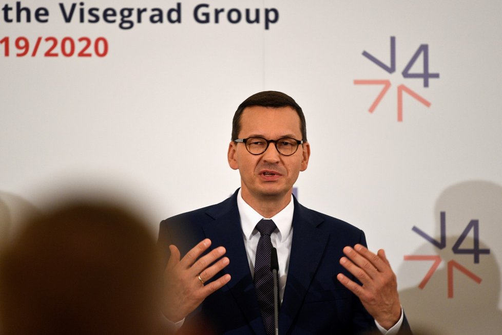 Polský premiér Mateusz Morawiecki vystoupil v Praze na tiskové konferenci po jednání premiérů zemí visegrádské skupiny s předsedy vlád zemí západní Balkánu (12. 9. 2019)