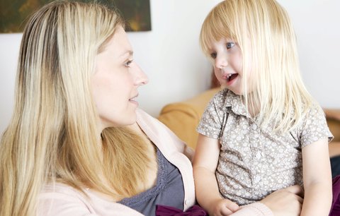 Jak být dítěti oporou: Matka je pro sebedůvěru dcery zásadní