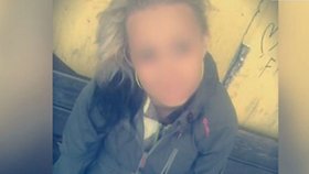 Dívka (19) na Ostravsku uškrtila novorozenou dceru. Její partner vedle spal 