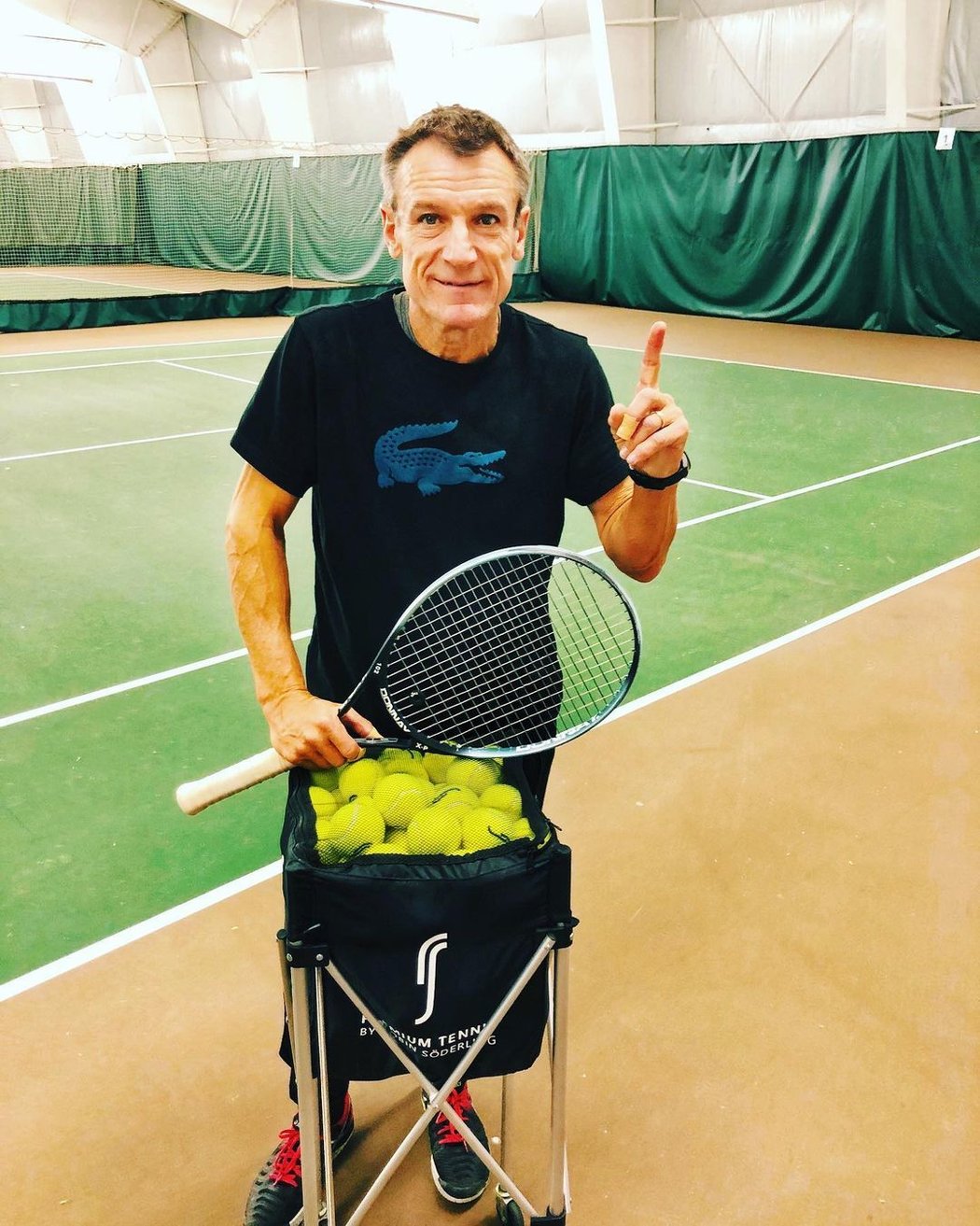 Bývalý švédský tenista a dnes televizní expert Mats Wilander.