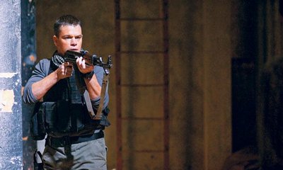 Matt Damon v Iráku.Slavný herec si zahrálvojáka americké armády,který zjišťuje pravduo údajných Saddámovýchzbraních hromadného ničení