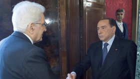 Italský prezident Mattarella se sešel se Silviem Berlusconim.