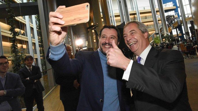 Matteo Salvini a Nigel Farage