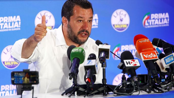 Matteo Salvini a jeho protiimigrační liga zaznamenali v Itálii výrazné vítězství, přesto se jim podobným stranám v Evropě nedařilo tolik, jak se původně předpokládalo.