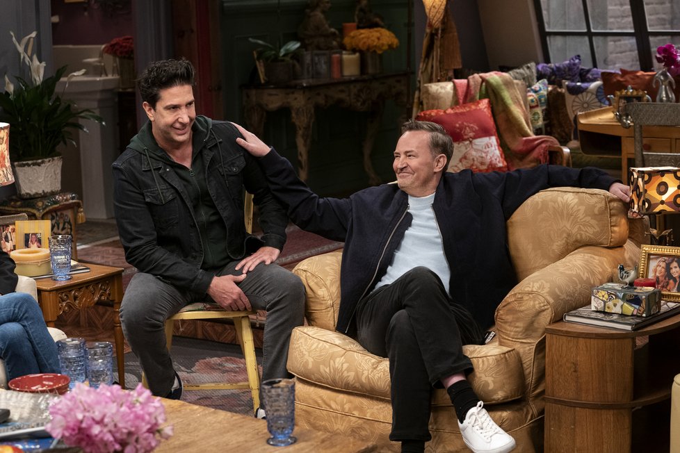 David Schwimmer a Matthew Perry ve speciálním díle Přátel