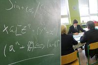 Maturity v Česku odstartovaly. Studenty čeká na úvod matematika, zájem o ni slábne