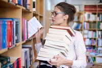 Kvíz: Zvládli byste maturitu z literatury? Otestujte se, zda by to bylo za jedna nebo s odřenýma ušima