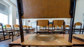 Průlomový rozsudek nad pražským gymnáziem: Otevírat zatím nemusí, soud vyhověl žádosti školy