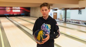 Zlatý oříšek ABC: Matyáš Mňačko zápasí a hraje bowling a basket