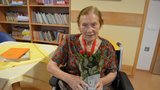 Paní Božena oslavila 102. narozeniny: Ještě před válkou jí vlak ujel obě nohy!