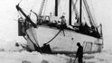 Polární loď Maud během své objevitelské plavby