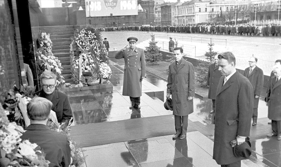 Mauno Koivisto ještě jako finský premiér na návštěvě SSSR