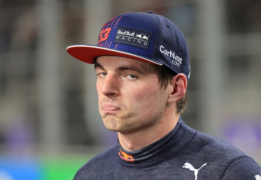 Max Verstappen a jeho grimasa po kvalifikaci na GP Saúdské Arábie, v níž skončil třetí