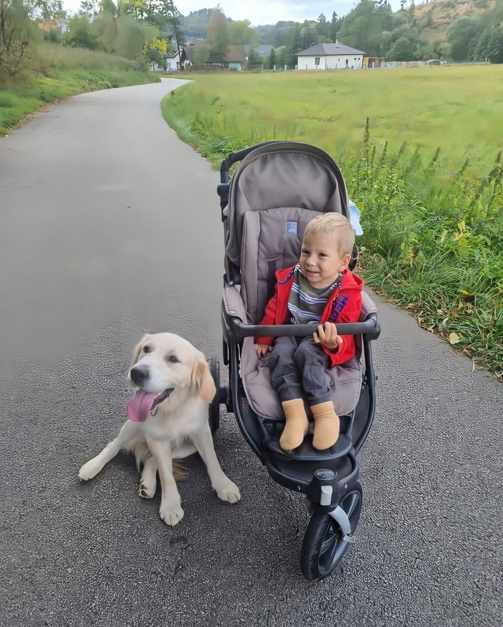 Kámoši jak hrom, Maxík a Denny. Spolu v budoucnu  zvládnou všechno.