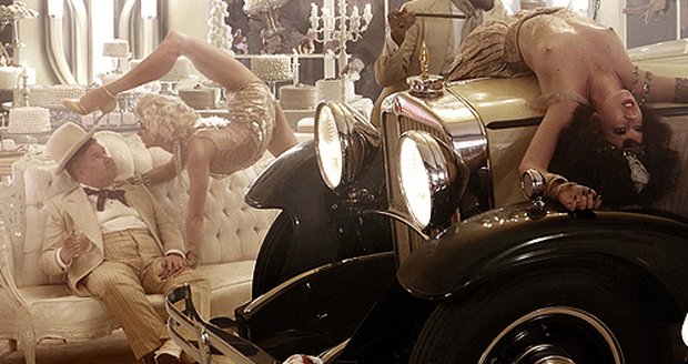 Erotická reklamní kampaň na automobilku Maybach