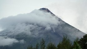 Sopka Mayon na Filipínách se probudila (červen 2023.