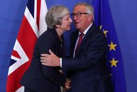 Překvapivý tah s brexitem má zabránit rozdělení Británie. Kvůli Bruselu a Irům
