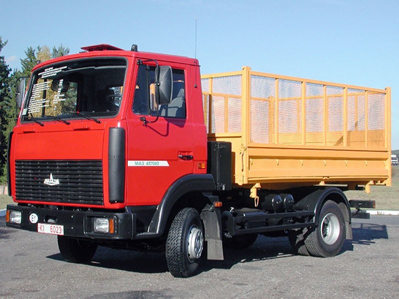 MAZ 4570