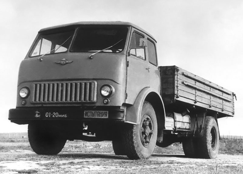 MAZ 500 (1965)