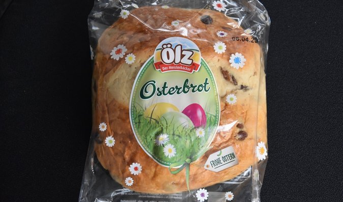 Osterbrot Ölz (Velikonoční chléb) z Tesca