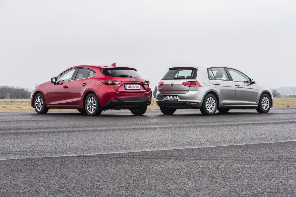 Mazda 3 1.5 Skyactiv-G100 vs. VW Golf 1.2 TSI