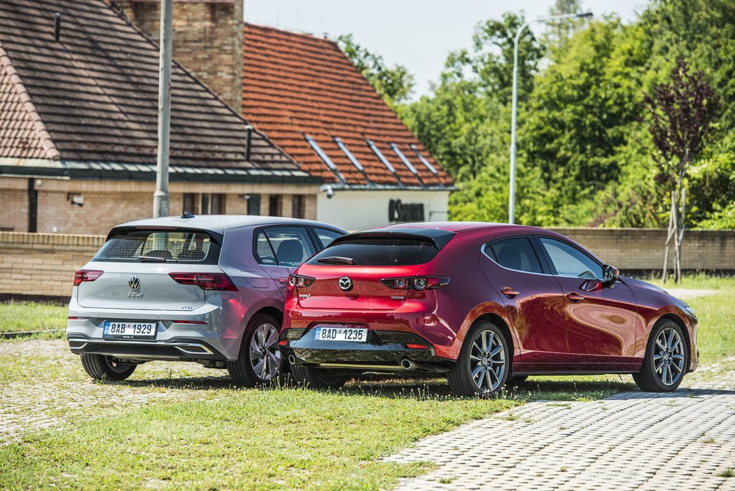 Mazda 3 2.0 Skyactiv-G aut. vs. Volkswagen Golf 1.5 eTSI DSG