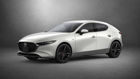 Mazda 3 Skyactiv-X dostala výkonnější mild-hybrid, zatím ale jen v Japonsku