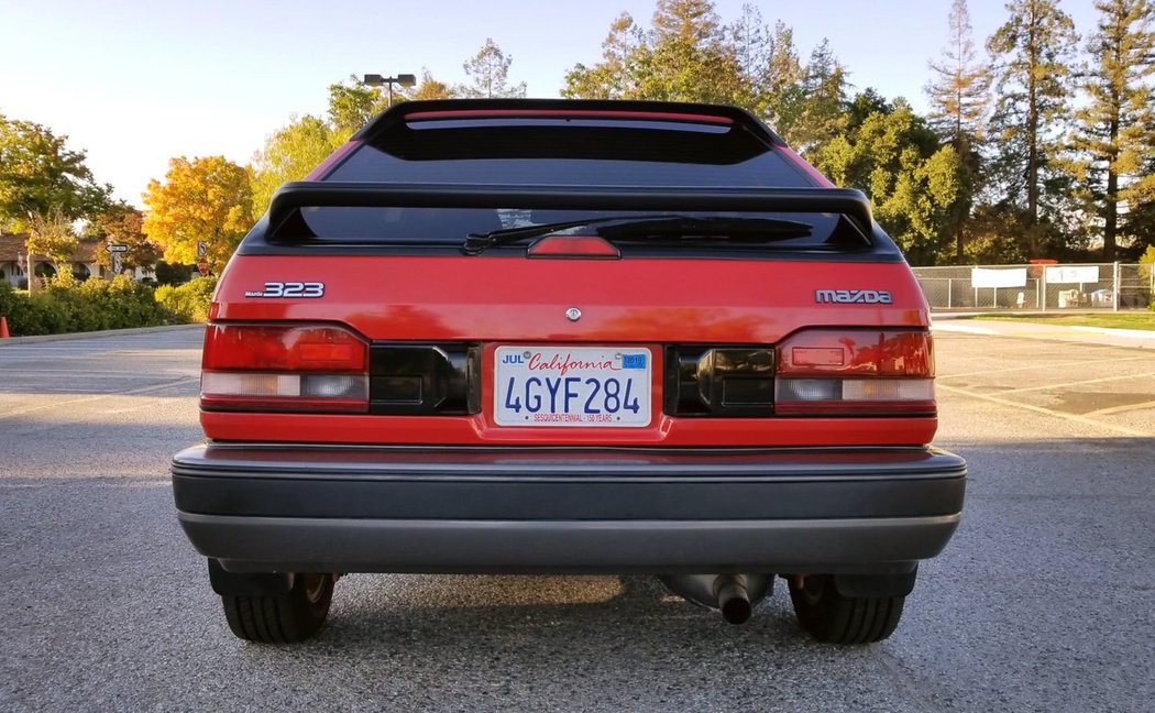 Mazda 323 GTX (1988)